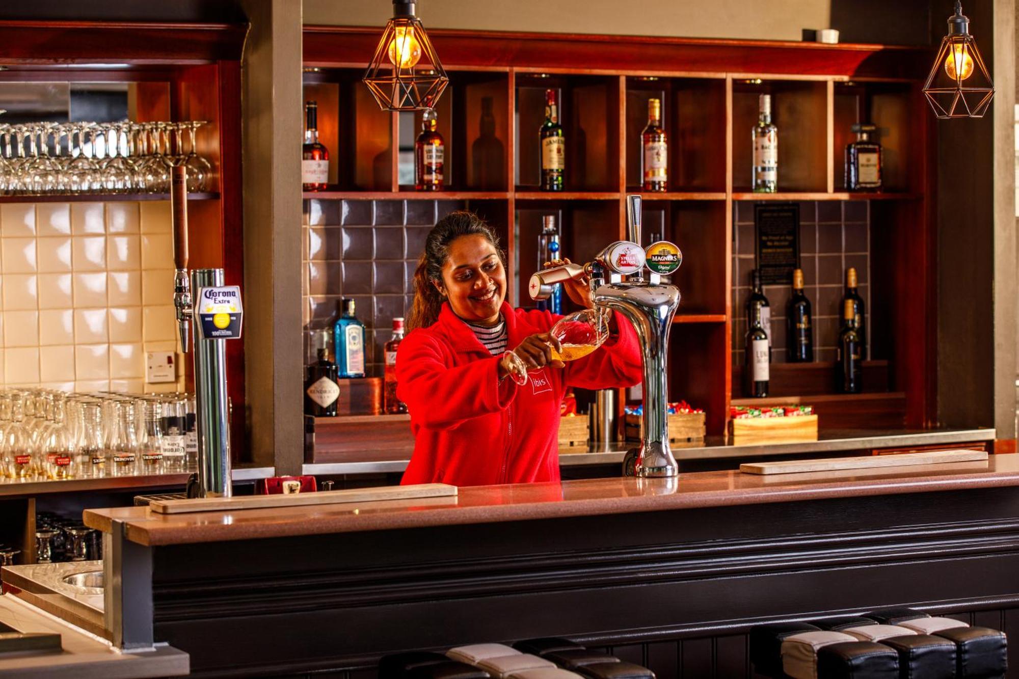 Ibis Coventry South Hotell Eksteriør bilde
